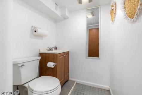 54 Bedford Avenue Teaneck NJ 07666