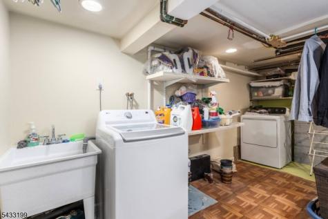 54 Bedford Avenue Teaneck NJ 07666