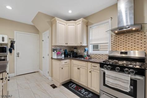 89 E 6th Street Clifton NJ 07011