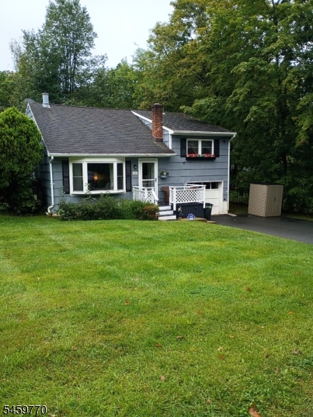 4 Adams Drive Ogdensburg NJ 07439
