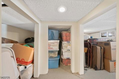 932 Beatrice Parkway Edison NJ 08820
