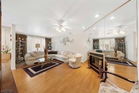 932 Beatrice Parkway Edison NJ 08820