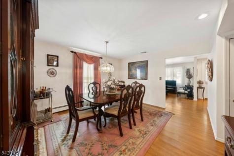 932 Beatrice Parkway Edison NJ 08820