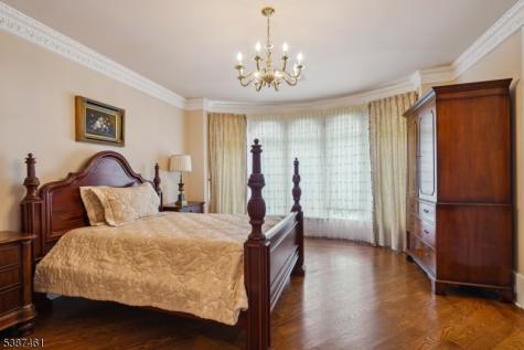50 Laura Drive Cedar Grove NJ 07009