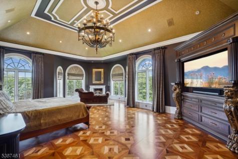 50 Laura Drive Cedar Grove NJ 07009