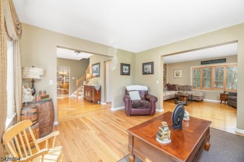42 Mordaunt Road Vernon NJ 07462