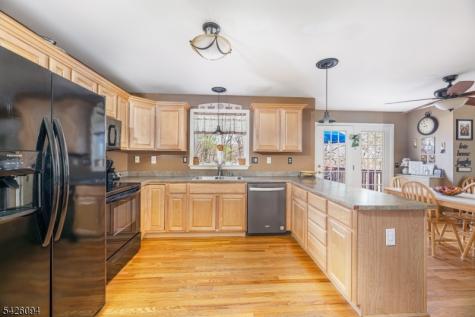 42 Mordaunt Road Vernon NJ 07462