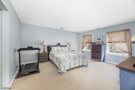 42 Mordaunt Road Vernon NJ 07462