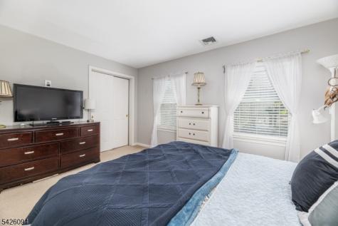 42 Mordaunt Road Vernon NJ 07462