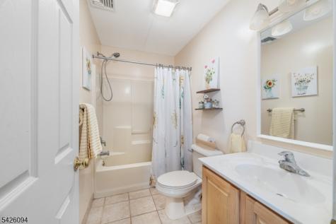 42 Mordaunt Road Vernon NJ 07462
