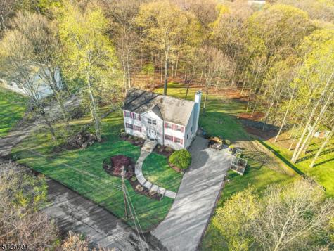 42 Mordaunt Road Vernon NJ 07462
