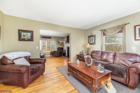 42 Mordaunt Road Vernon NJ 07462
