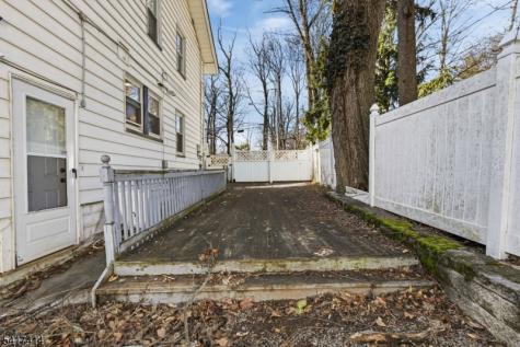 50 Ridgehurst Road West Orange NJ 07052