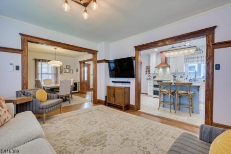 302 Mountainview Terrace Dunellen NJ 08812