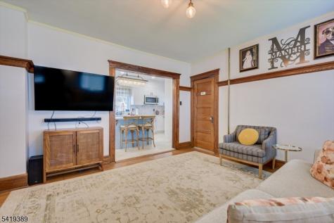 302 Mountainview Terrace Dunellen NJ 08812