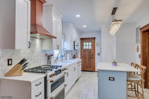 302 Mountainview Terrace Dunellen NJ 08812