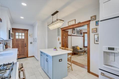 302 Mountainview Terrace Dunellen NJ 08812