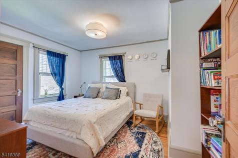302 Mountainview Terrace Dunellen NJ 08812