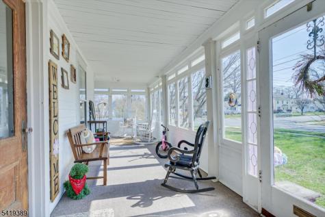 302 Mountainview Terrace Dunellen NJ 08812