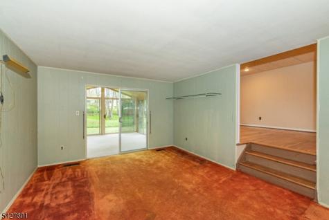 16 E Circuit Drive Roxbury NJ 07876