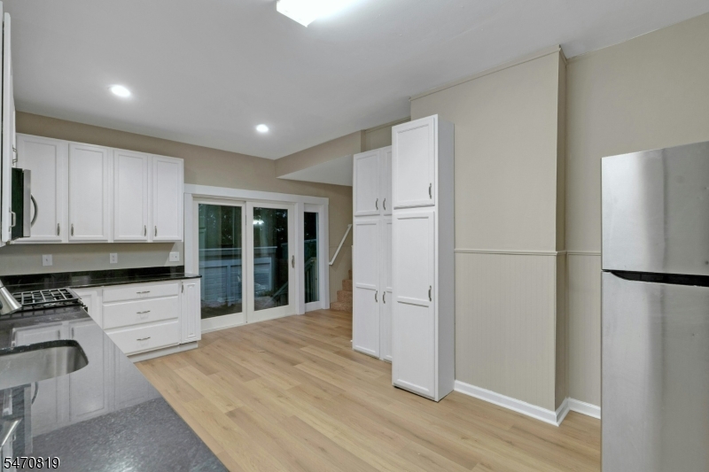 773 Clifton Avenue Newark NJ 07104
