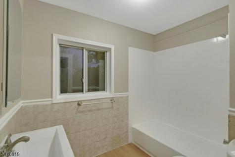 773 Clifton Avenue Newark NJ 07104