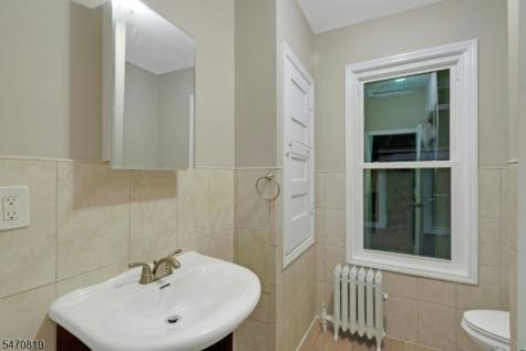 773 Clifton Avenue Newark NJ 07104