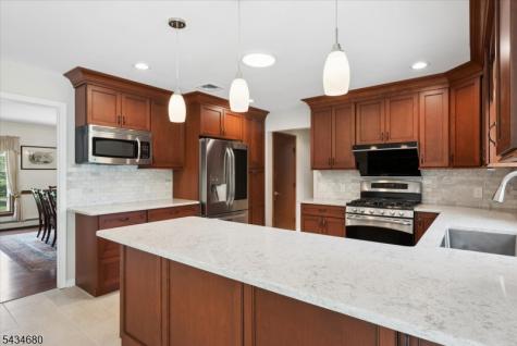 5 Glen Ridge Drive Washington NJ 07853