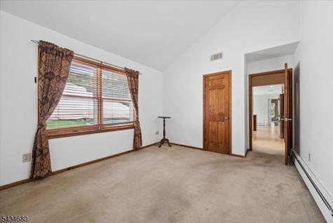 5 Glen Ridge Drive Washington NJ 07853