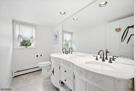 5 Glen Ridge Drive Washington NJ 07853