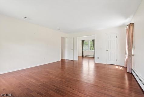 5 Glen Ridge Drive Washington NJ 07853