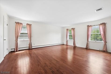 5 Glen Ridge Drive Washington NJ 07853