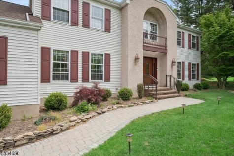 5 Glen Ridge Drive Washington NJ 07853