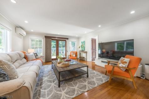 304 Lupine Way Millburn NJ 07078