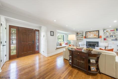 304 Lupine Way Millburn NJ 07078