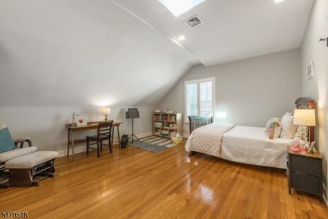304 Lupine Way Millburn NJ 07078