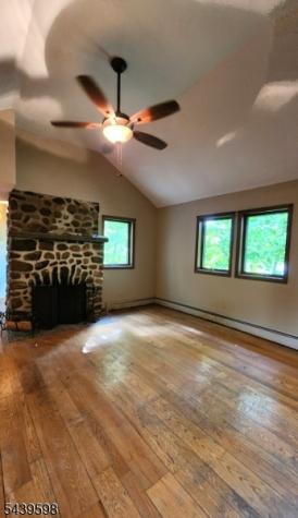 35 E Shore Trail Sandyston NJ 07826