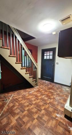 35 E Shore Trail Sandyston NJ 07826