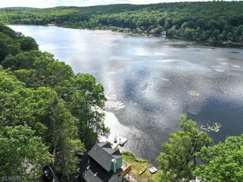 35 E Shore Trail Sandyston NJ 07826