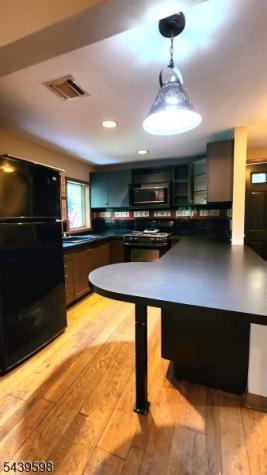 35 E Shore Trail Sandyston NJ 07826