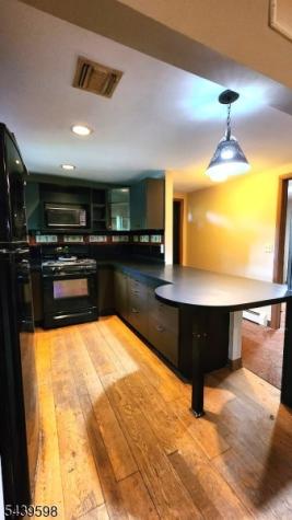 35 E Shore Trail Sandyston NJ 07826