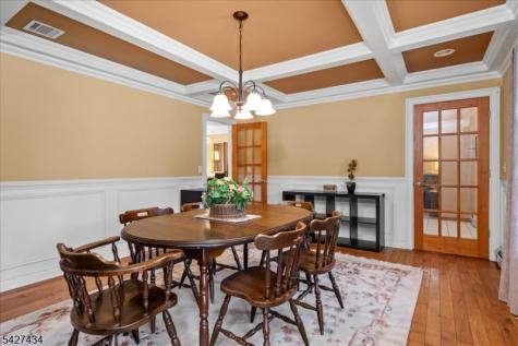 9 Carriage Lane Hardyston NJ 07419