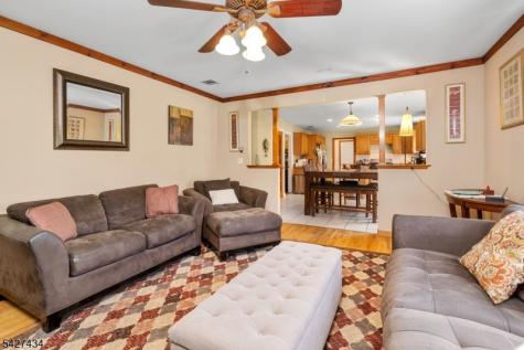 9 Carriage Lane Hardyston NJ 07419