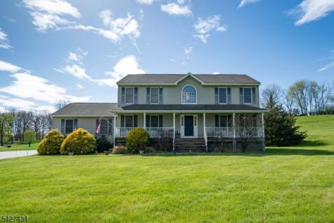 9 Carriage Lane Hardyston NJ 07419