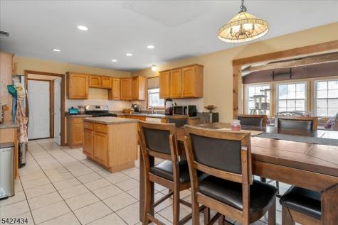 9 Carriage Lane Hardyston NJ 07419