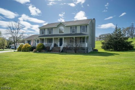 9 Carriage Lane Hardyston NJ 07419