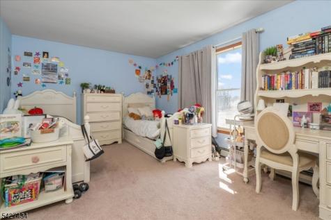 9 Carriage Lane Hardyston NJ 07419