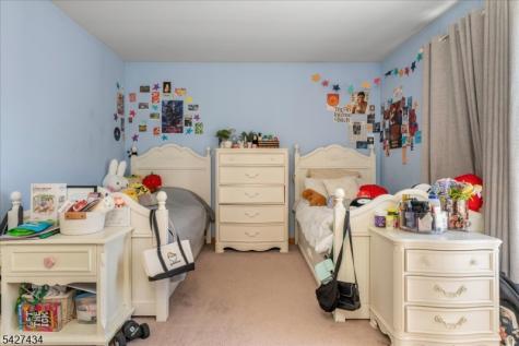 9 Carriage Lane Hardyston NJ 07419