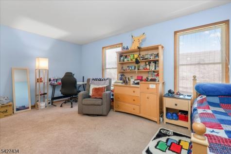 9 Carriage Lane Hardyston NJ 07419