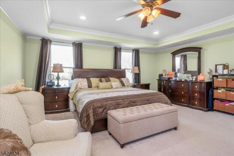 9 Carriage Lane Hardyston NJ 07419